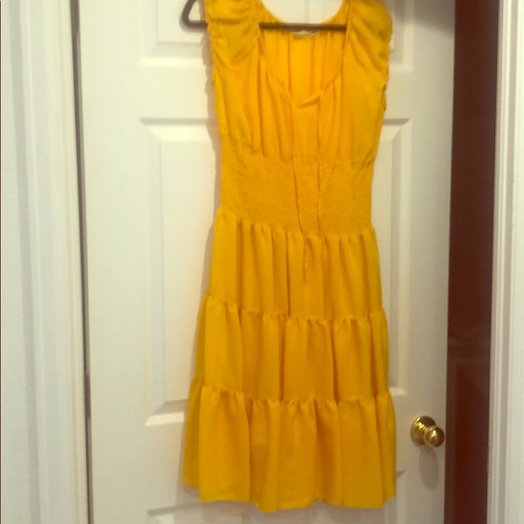 Dresses & Skirts - Yellow Eva Mendes Dress